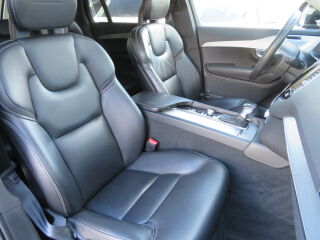 Volvo XC90 Inscription 2.0 173кВ