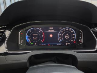 Volkswagen Passat R-Line 2.0 110kW