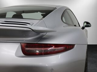 Porsche 911 Turbo S 3.8 412кВ