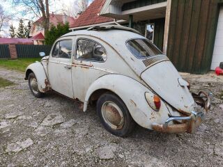 Volkswagen Beetle sunroof