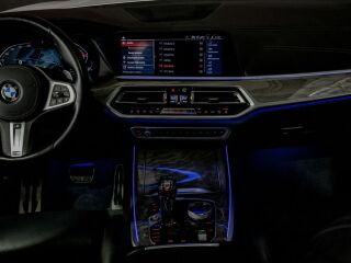 BMW X7 Individual-Sky lounge-M Paket 3.0 250kW