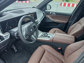 BMW X7 3.0 250кВ