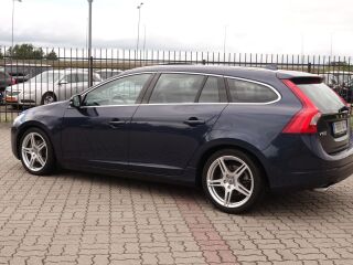 Volvo V60 SUMMUM 2.0 R5 120kW