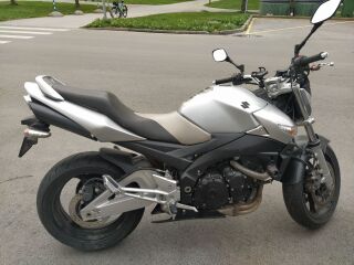 Suzuki GSR 600 72kW