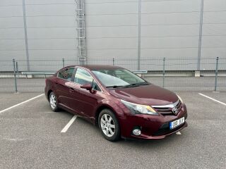 Toyota Avensis Linea Sol 1.8 108кВ