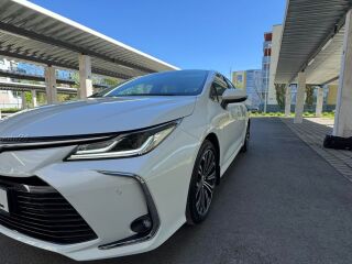 Toyota Corolla ZE1EERU M 1.5 92кВ