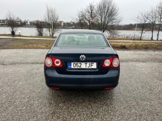 Volkswagen Jetta 1.6 85кВ