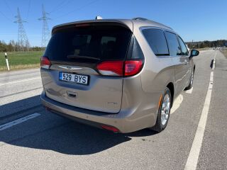 Chrysler Pacifica 3.6 214kW