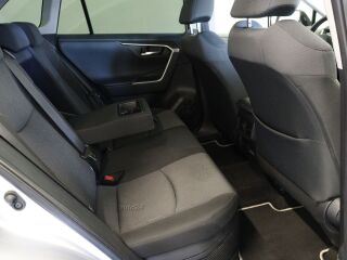 Toyota RAV4 Luxury Comfort Pakett 131kW