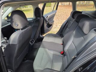 Volkswagen Golf 1.6 TDI Elegance 77kW