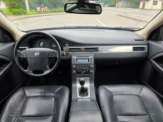 Volvo V70 MOMENTUM 2.4 120kW