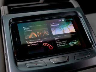 BMW 745 e Individual Plug-In Hybrid 3.0 290кВ