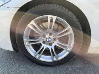 BMW 525 M-pakett 3.0 R6 150кВ