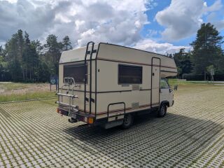 Mitsubishi L 300 2.5 51kW