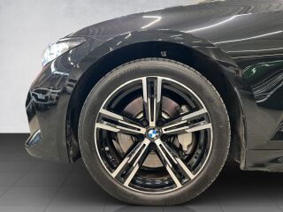 BMW 330 i xDrive Touring M-Sportpakett LCI 2.0 R4 190kW
