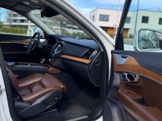 Volvo XC90 D5 2.0 173kW
