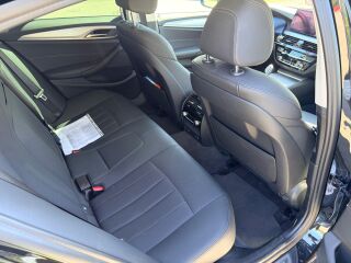 BMW 530 E XDRIVE 2.0 190кВ