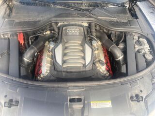 Audi A8 Long 4.2 V8 FSI 273kW