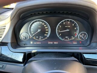 BMW 750 4.4 300kW