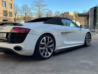 Audi R8 Spyder quattro Carbon 5.2 V10 386kW