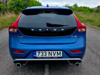 Volvo V40 R-Desing D4 2.0 140kW