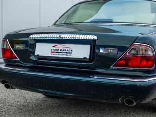 Jaguar XJ Daimler Long 4.0 V8 209кВ
