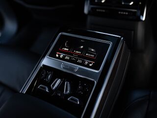 Audi A8 50 TDI Quattro 3.0 V6 210кВ