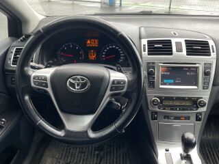 Toyota Avensis Linea Sol 2.2 D-CAT 2.2 110kW