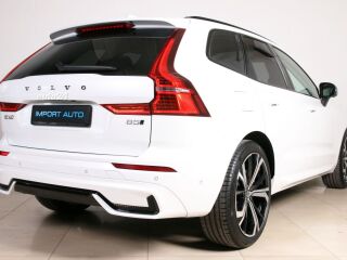 Volvo XC60 AWD ULTIMATE DARK LUXURY XENIUM FULL 2.0 B5 KERS Mild Hybrid 184kW