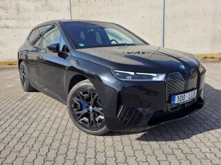 BMW iX xDrive 40 M-Pakett Autopilot 240кВ