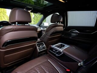 BMW 750 i xDrive M-Sportpakett 4.4 390kW