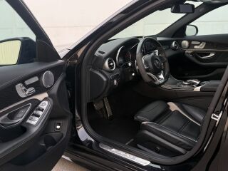 Mercedes-Benz C 63 AMG S 4.0 V8 Biturbo 375kW