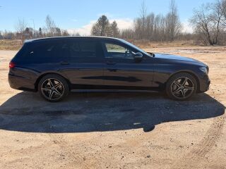Mercedes-Benz E 300 AMG Night Package 2.0 143kW