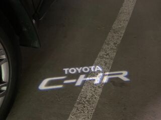 Toyota C-HR Crossover Luxury Navi e-CVT 1.8 VVT-i Hybrid Electric Vehicle 37kW+ 72kW