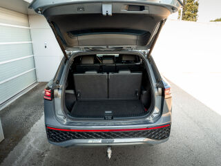 Volkswagen Tayron R-Line 4Motion 2.0 142кВ