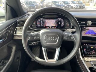 Audi Q8 50TDI Quattro S-Line 3.0 V6 210kW