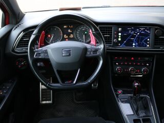 SEAT Leon Cupra 2.0 R4 221kW