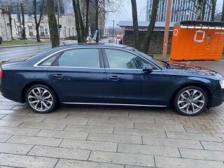 Audi A8 Long 4.2 V8 FSI 273кВ
