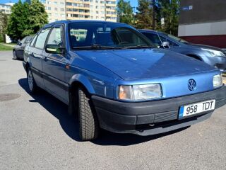 Volkswagen Passat 1.8 55kW
