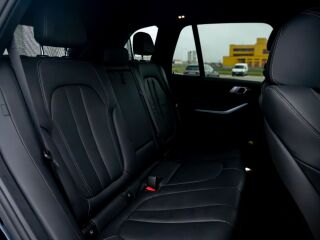 BMW X5 d xDrive MEHV 3.0 210кВ