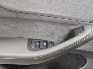 Tesla Model Y Long Range Dual Motor AWD Launch Series