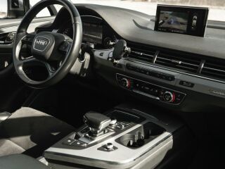 Audi Q7 S-line 3.0 200кВ