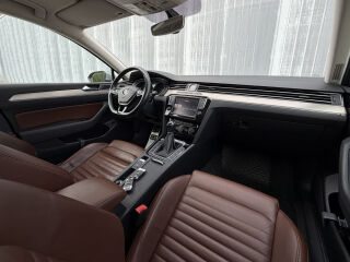 Volkswagen Passat R-LINE 1.6 TDI 88kW