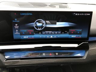 BMW i5 M60 xDrive M Sportpackage Pro 442кВ