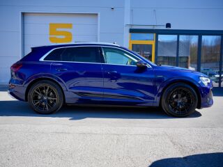 Audi e-tron 55 S-line 300kW