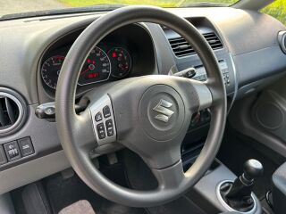 Suzuki SX4 1.5 73kW