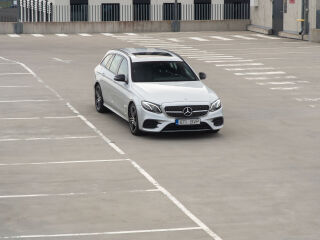 Mercedes-Benz E 200 Avantgarde AMG Line 2.0 135kW