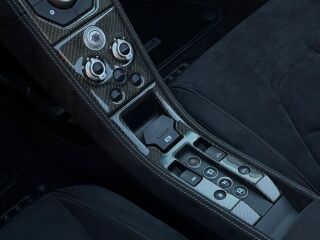 McLaren 650S 3.8 478kW