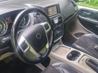 Lancia Voyager 2.8 130кВ