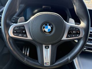 BMW X5 xDrive40i MHEV M sportpakett 3.0 MHEV 245кВ